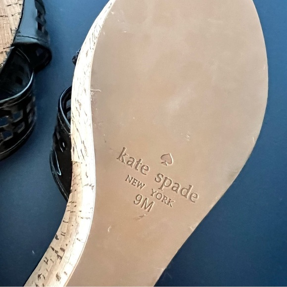 Kate Spade Tawny Black Patent Leather Natural Cork Peep Toe Wedge Sandals Size 9 - Picture 15 of 16